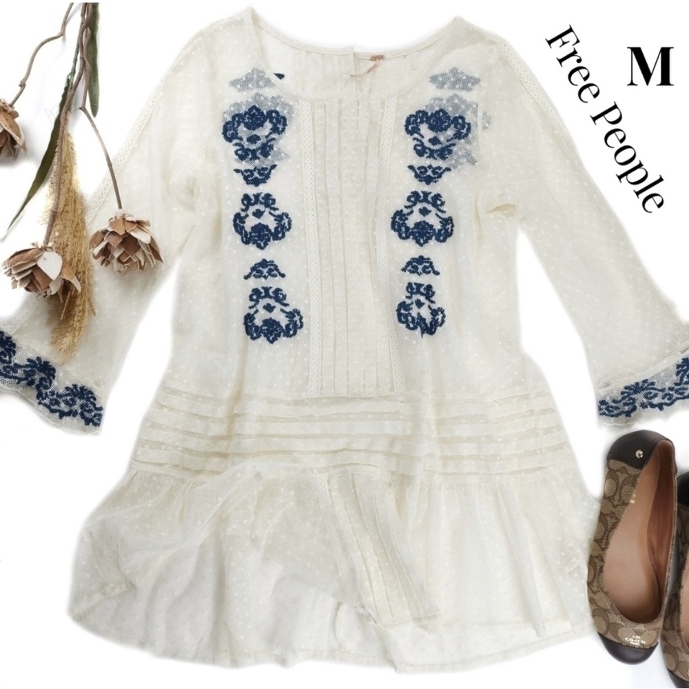 New Free People Embroidered Peasant Blue Cream Floral Pleated Tunic Sz M